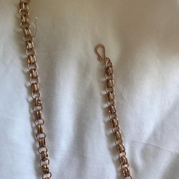 Rose gold not my color palette. - Picture 4 of 4